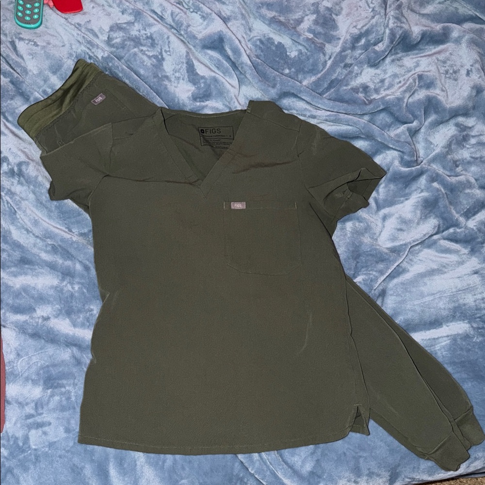 Figs moss green Scrub Set